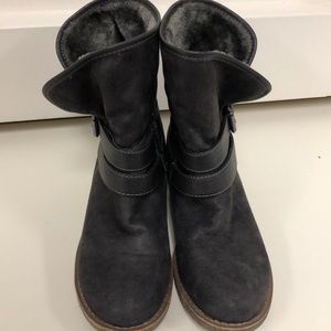 G.h. Bass Ankle boots